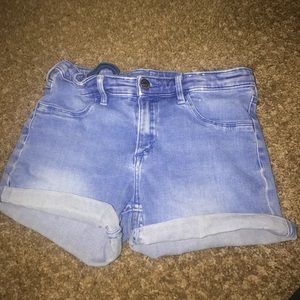 H &M girls shorts
